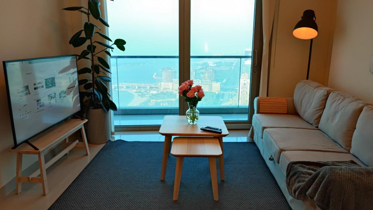 Exquisite, Luxe 1Bd Apartment, Unparalleled Sea Views, Prime Dubai Marina Location & Full Kitchen By "La Buena Vida Holiday Homes المظهر الخارجي الصورة