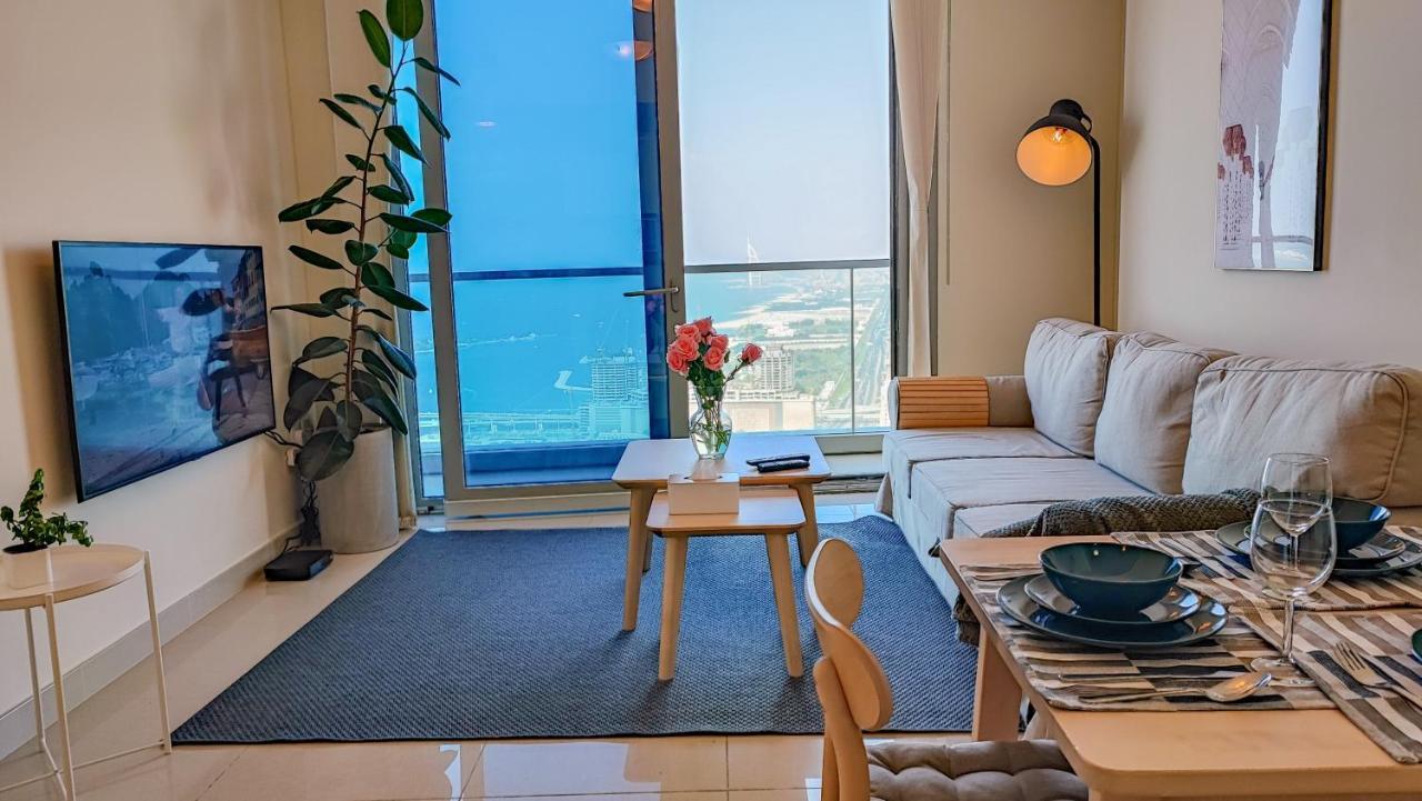 Exquisite, Luxe 1Bd Apartment, Unparalleled Sea Views, Prime Dubai Marina Location & Full Kitchen By "La Buena Vida Holiday Homes المظهر الخارجي الصورة